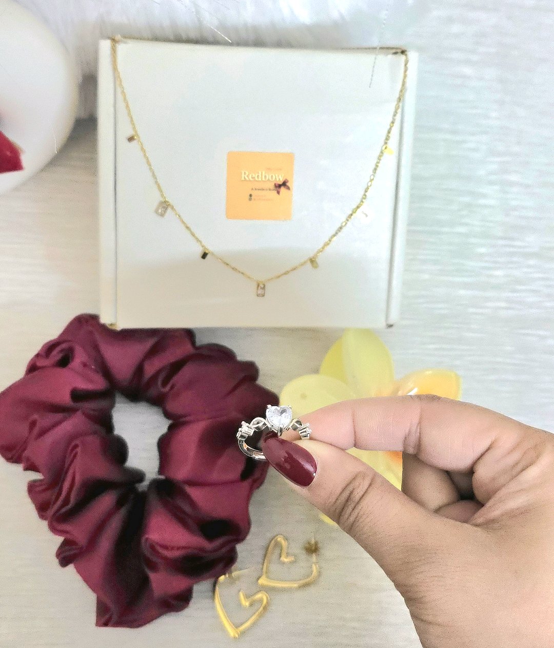 Anti-tarnish Red Collection Hamper without Bracelet