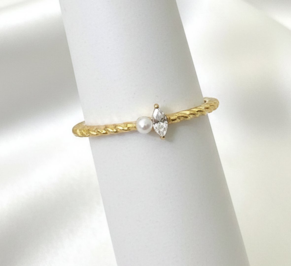 Elara Pearl Ring image 2