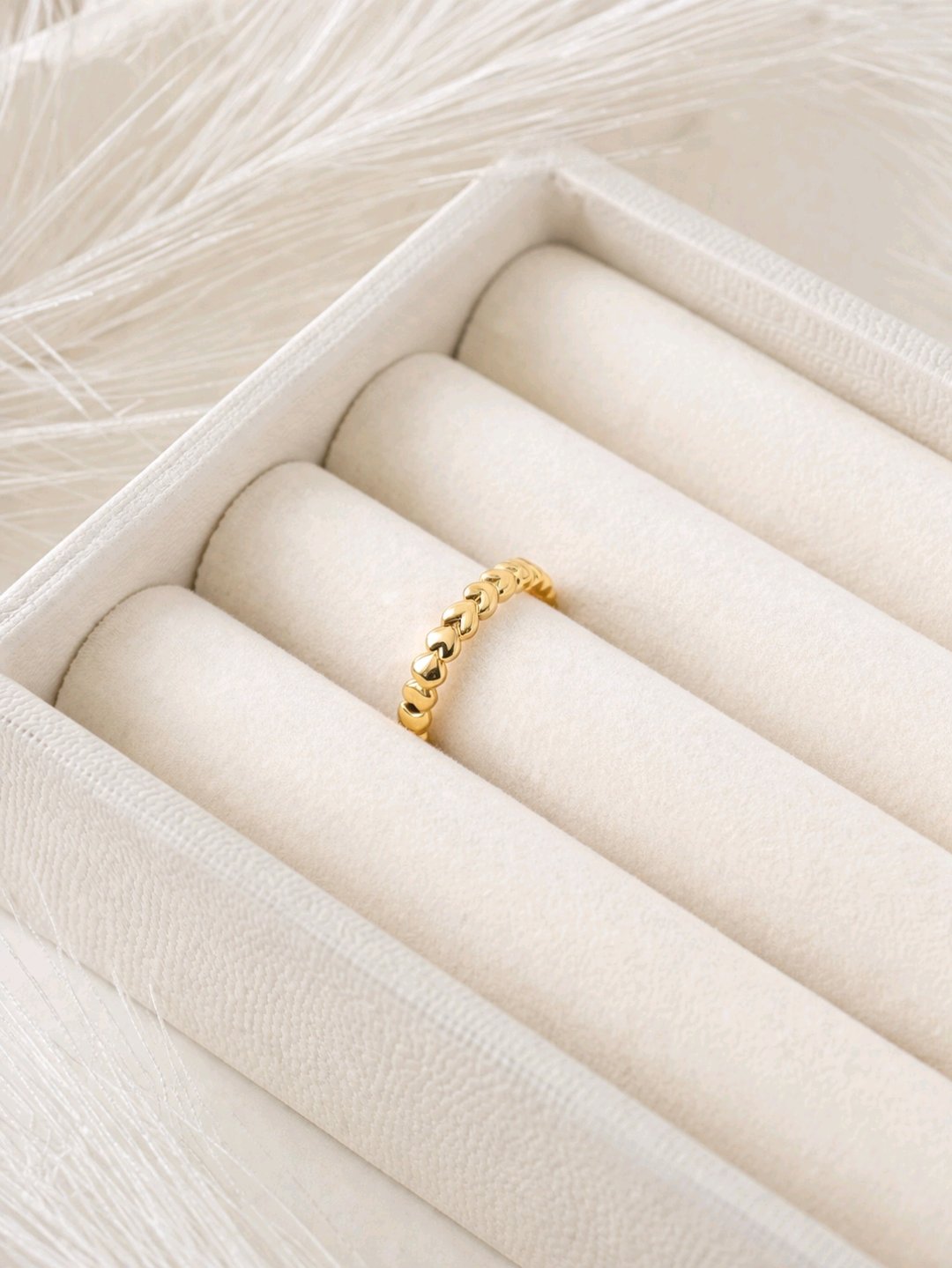 Tiny Hearts Ring