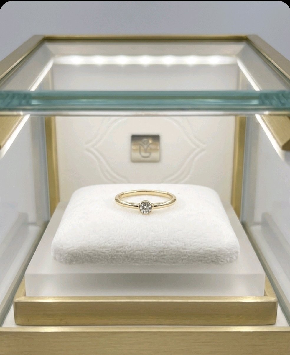 Golden White Stone ring thumbnail 3