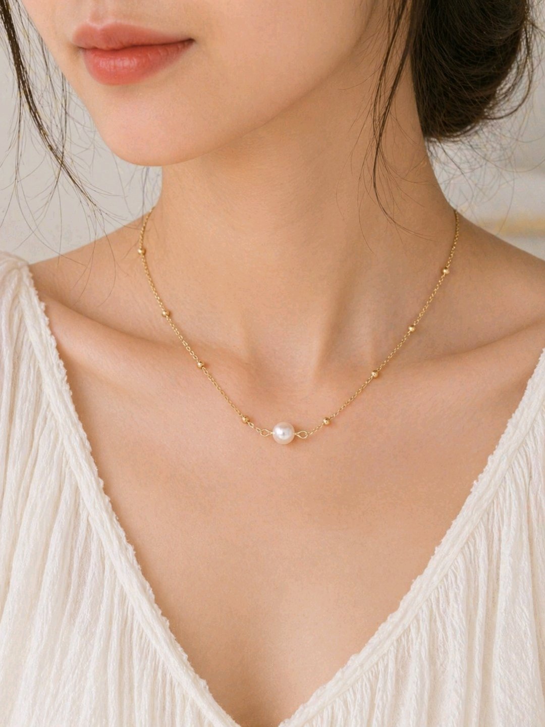 Layla Pearl Necklace