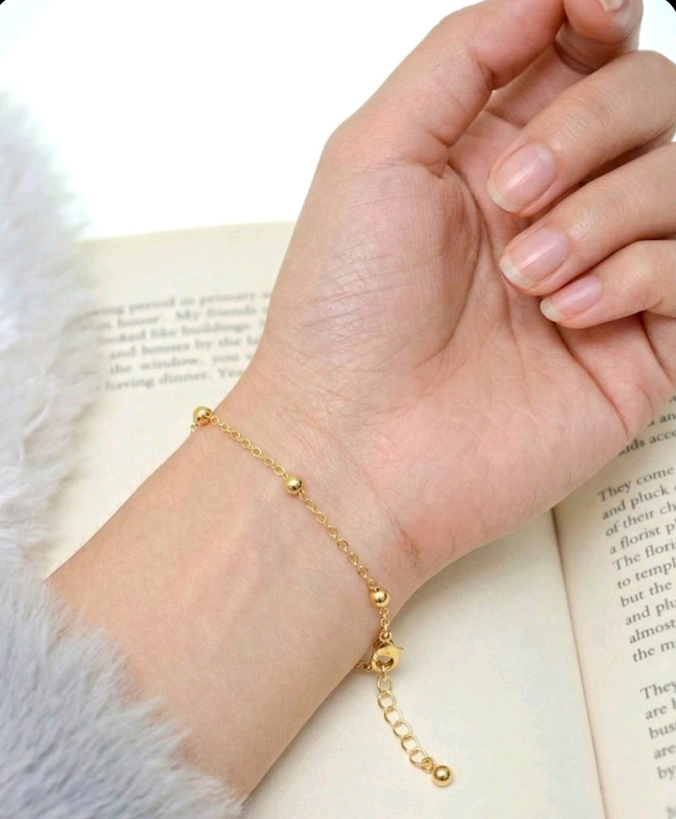Gold Plated Contemporary Stackable Bracelet for women