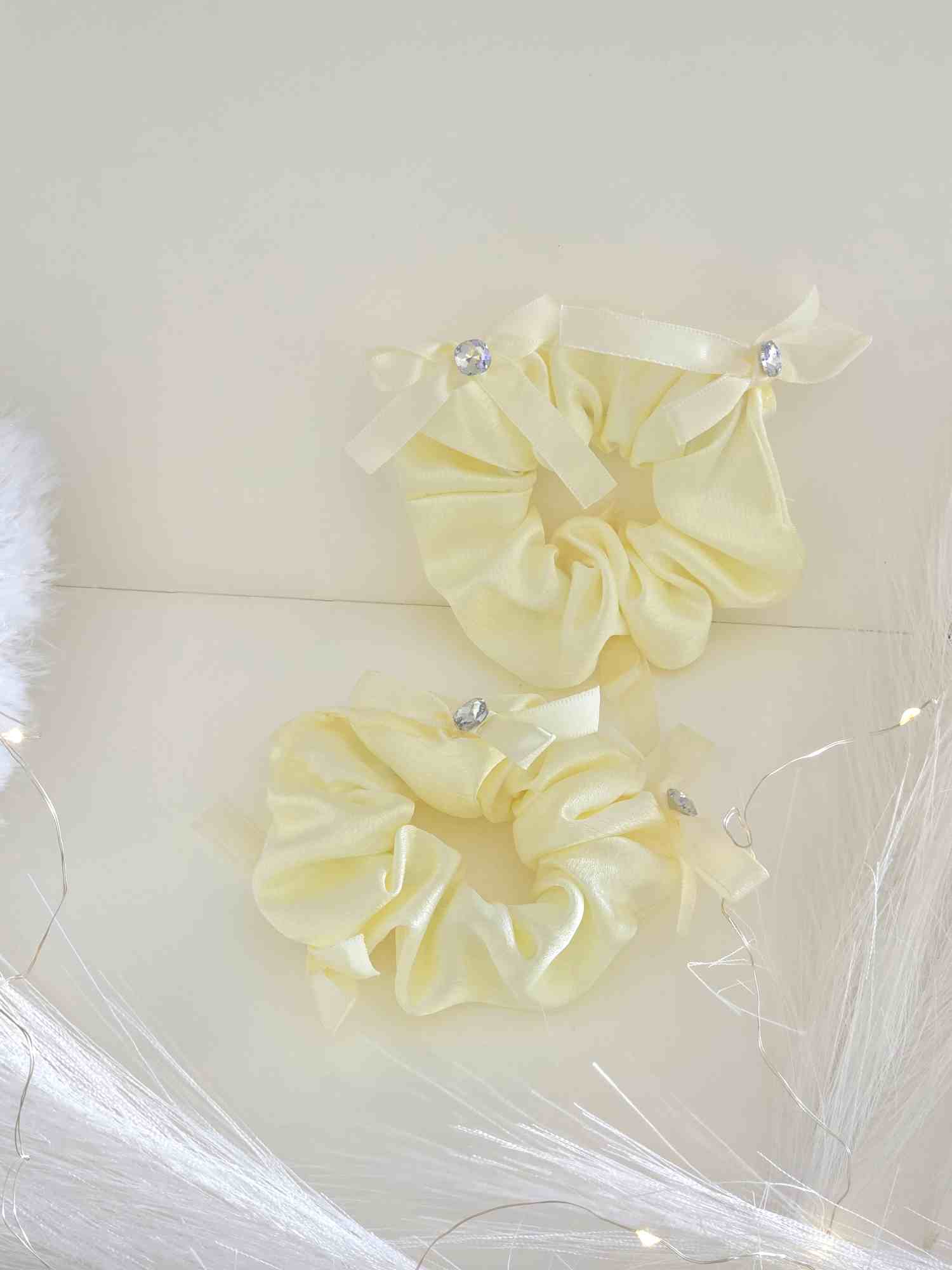 Light Cream color Bow Scrunchies