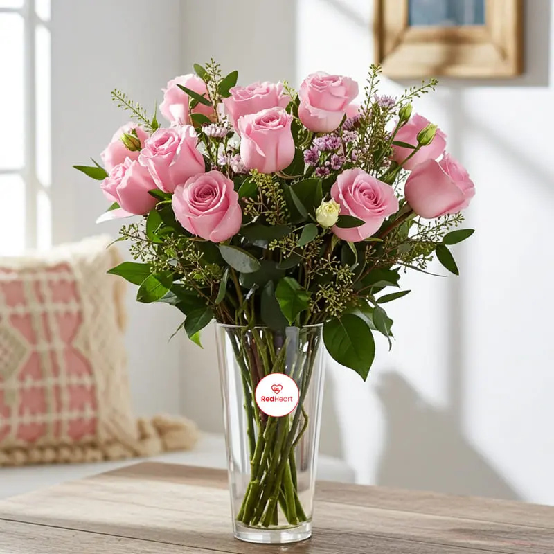 Blush Whisper Pink Rose Vase design by Redheart