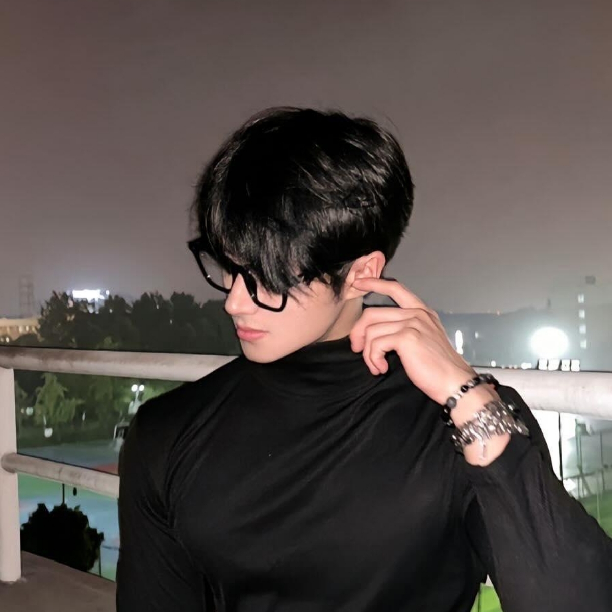 이 청