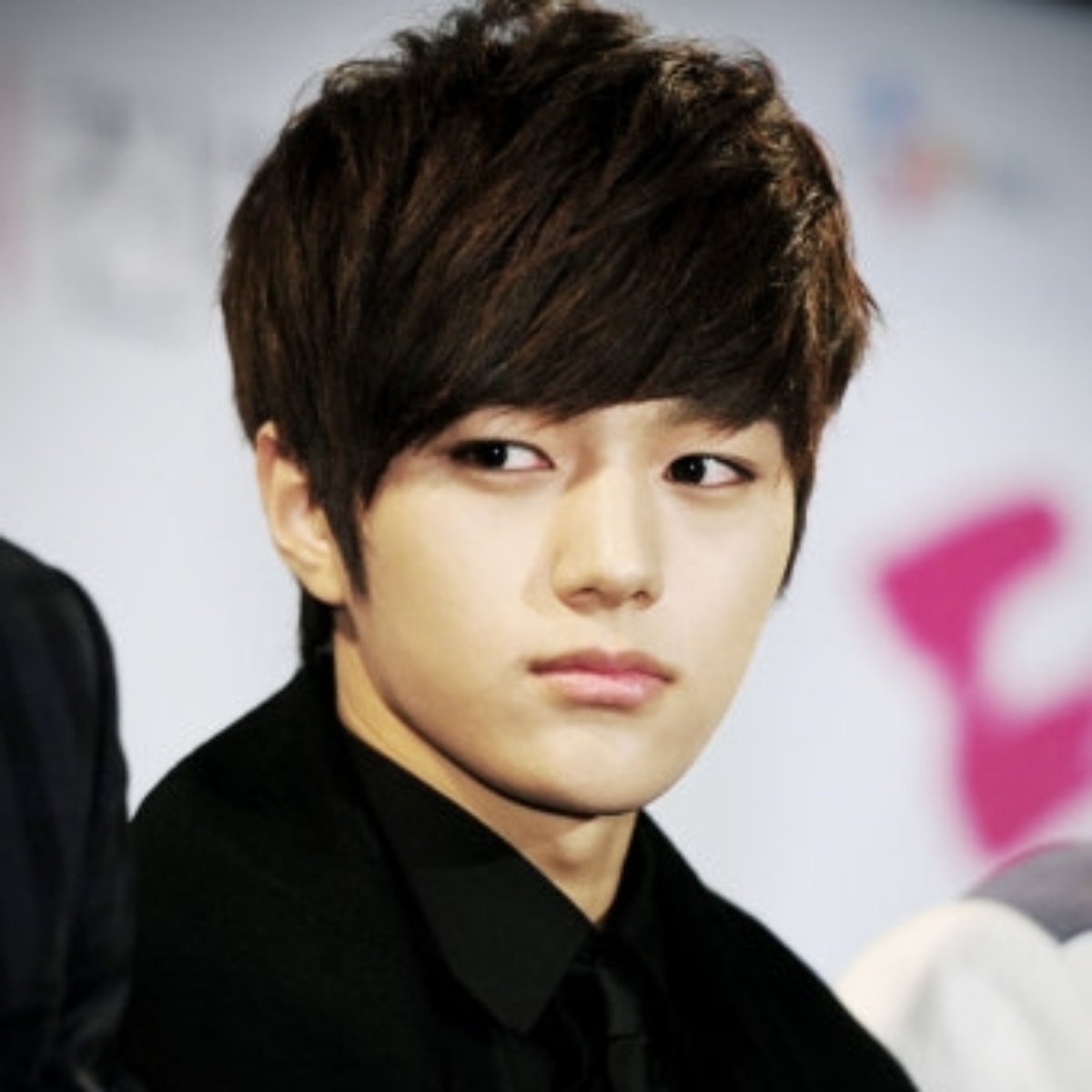 김명수(엘)