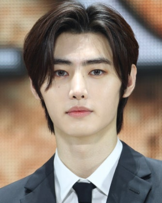 방성훈