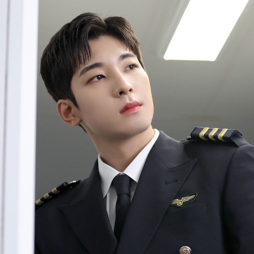 전 원 우