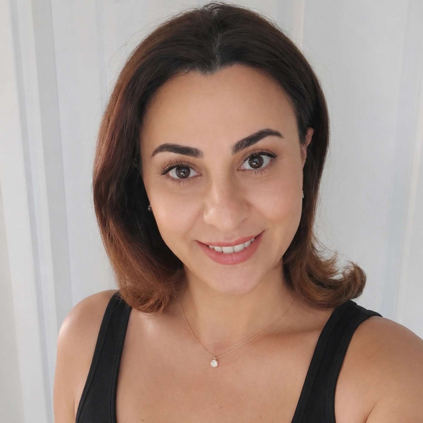 MELEK PARILTI