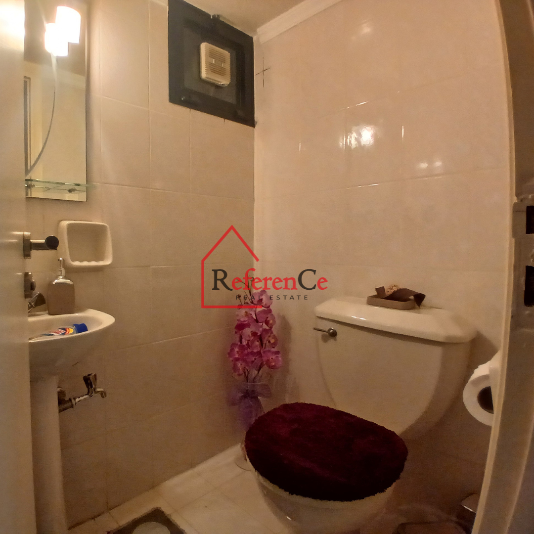 well-equipped apartment in Mazraat Yachouh شقة مجهزة في مزرعة - Image 8