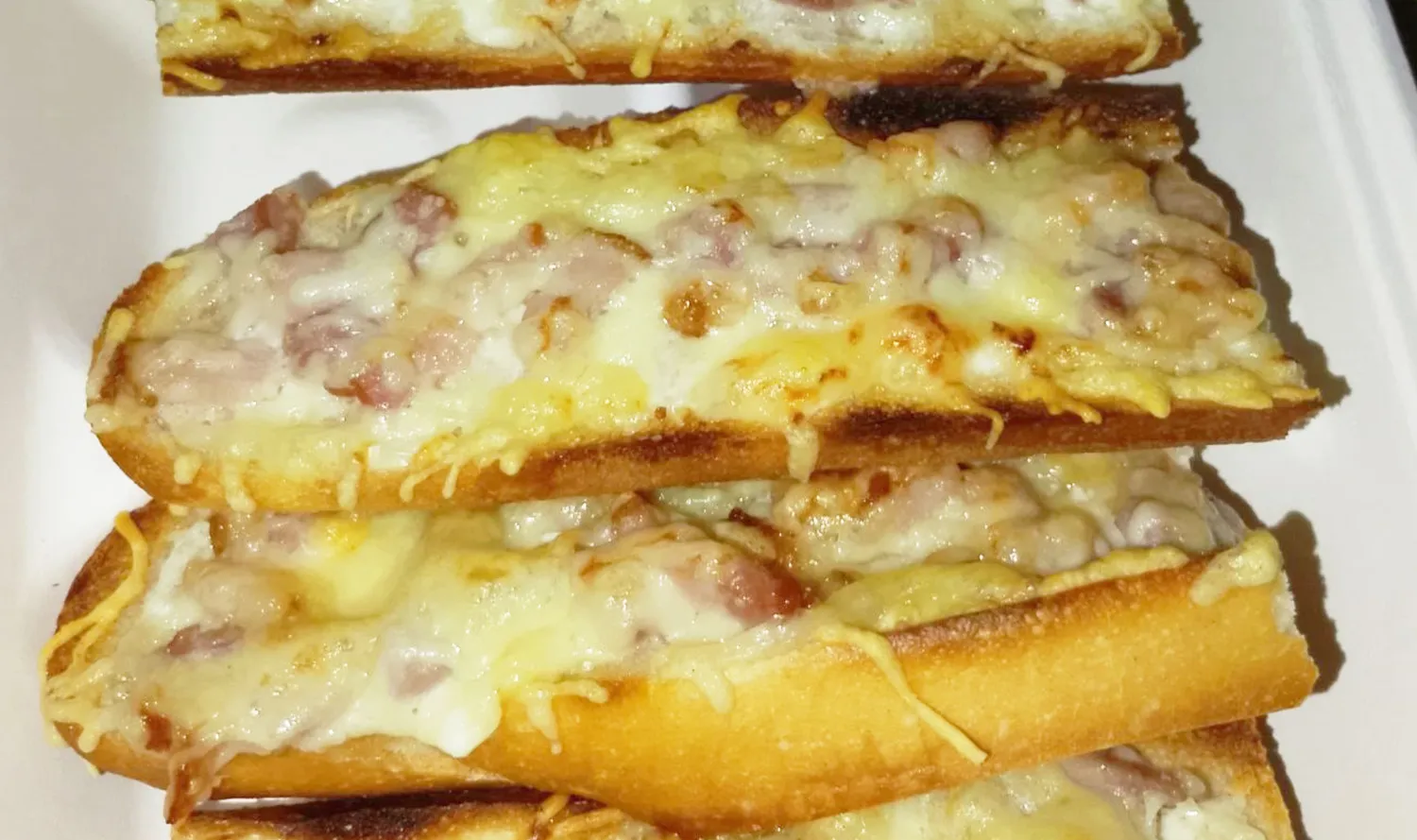 Baguette Flambée Lardons