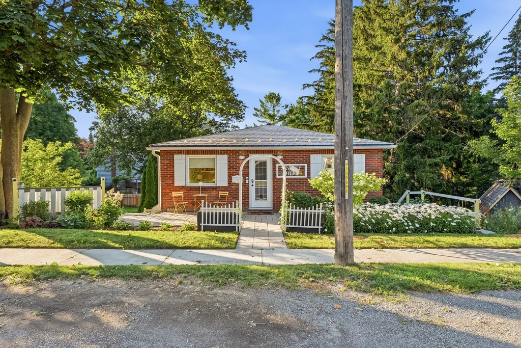 78CharlesStPortHope-ReidMediaAgency-002