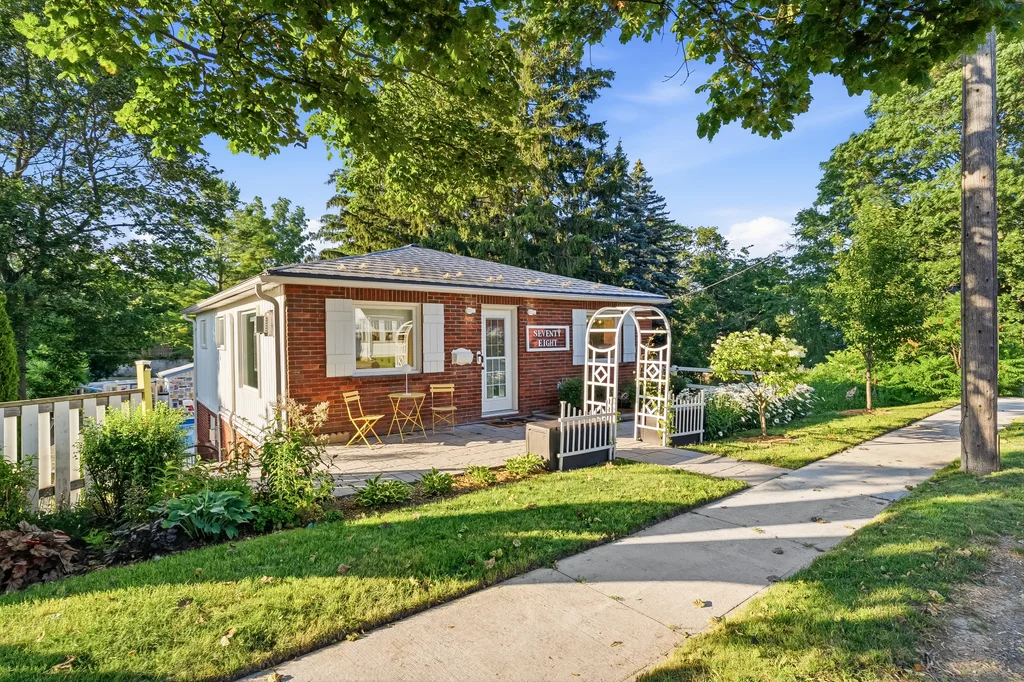 78CharlesStPortHope-ReidMediaAgency-004