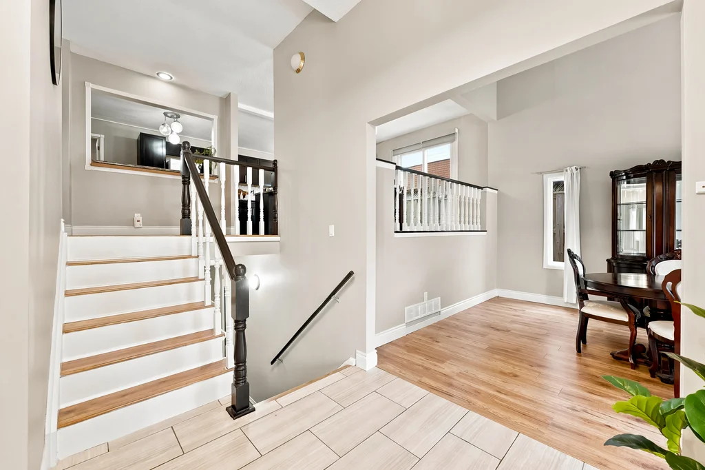 640HillcroftStOshawa-ReidMediaAgency-010