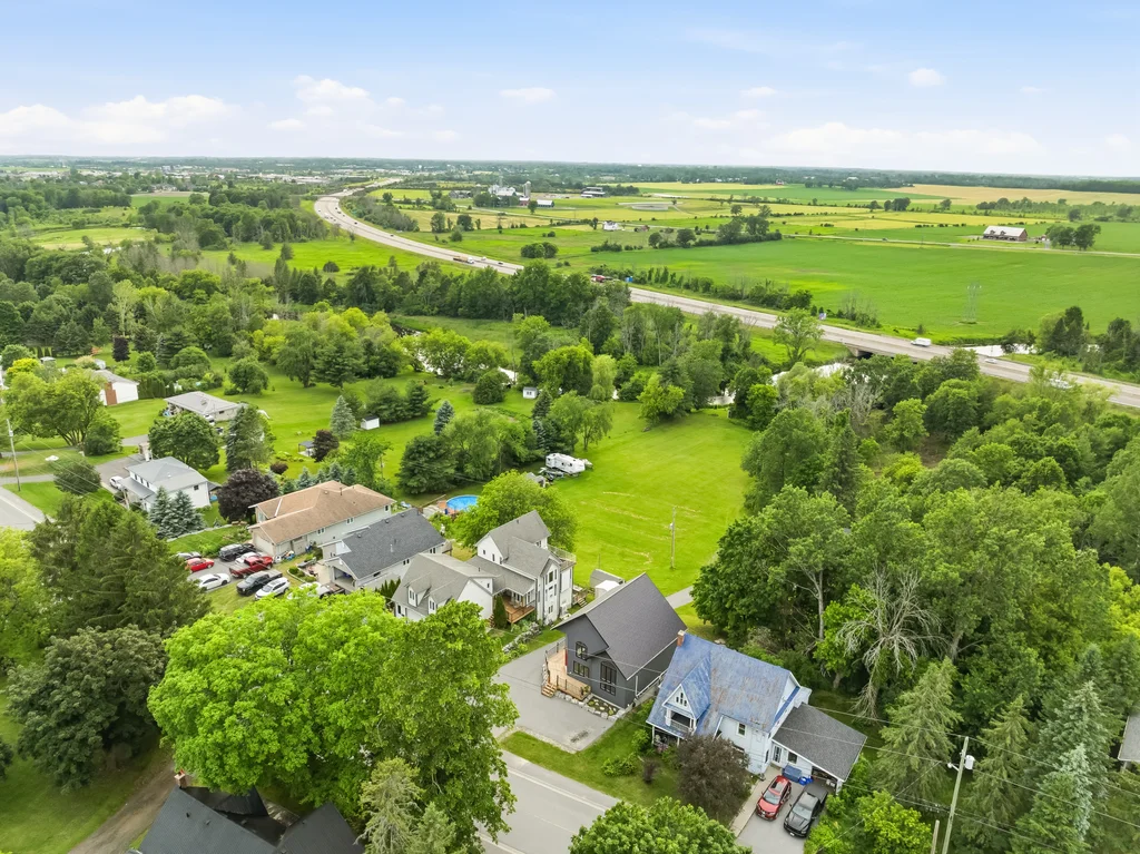765PalaceRdNapanee-ReidMediaAgency-006