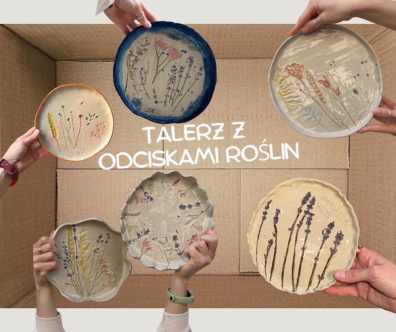 7.jpg — Ceramika. Klimaty lata. Talerz z odciskami roślin, Poznań
