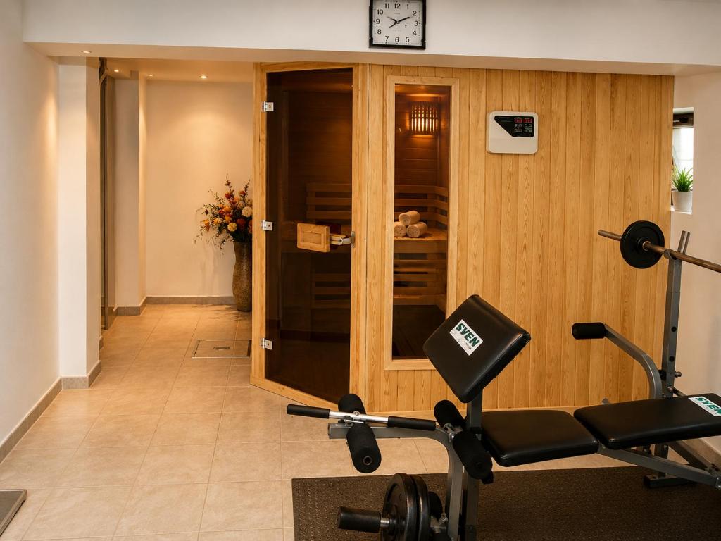 Семеен хотел Forest Retreet Mountain Resort - снимка