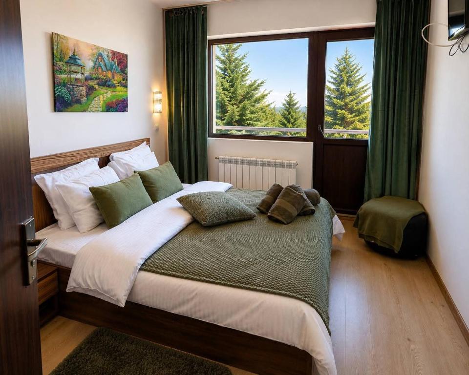 Семеен хотел Forest Retreet Mountain Resort - снимка