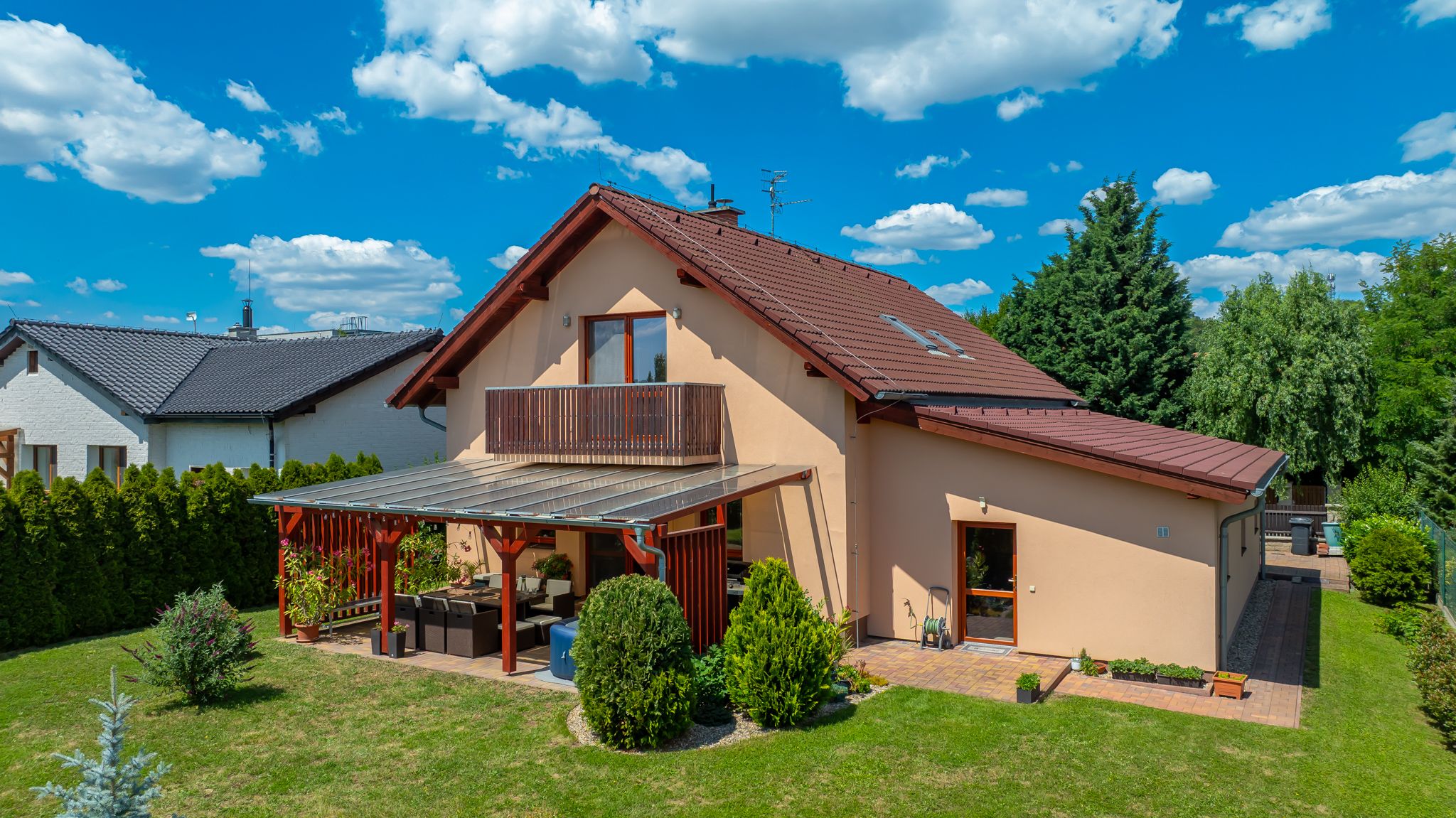 rodinný dům 195 m²