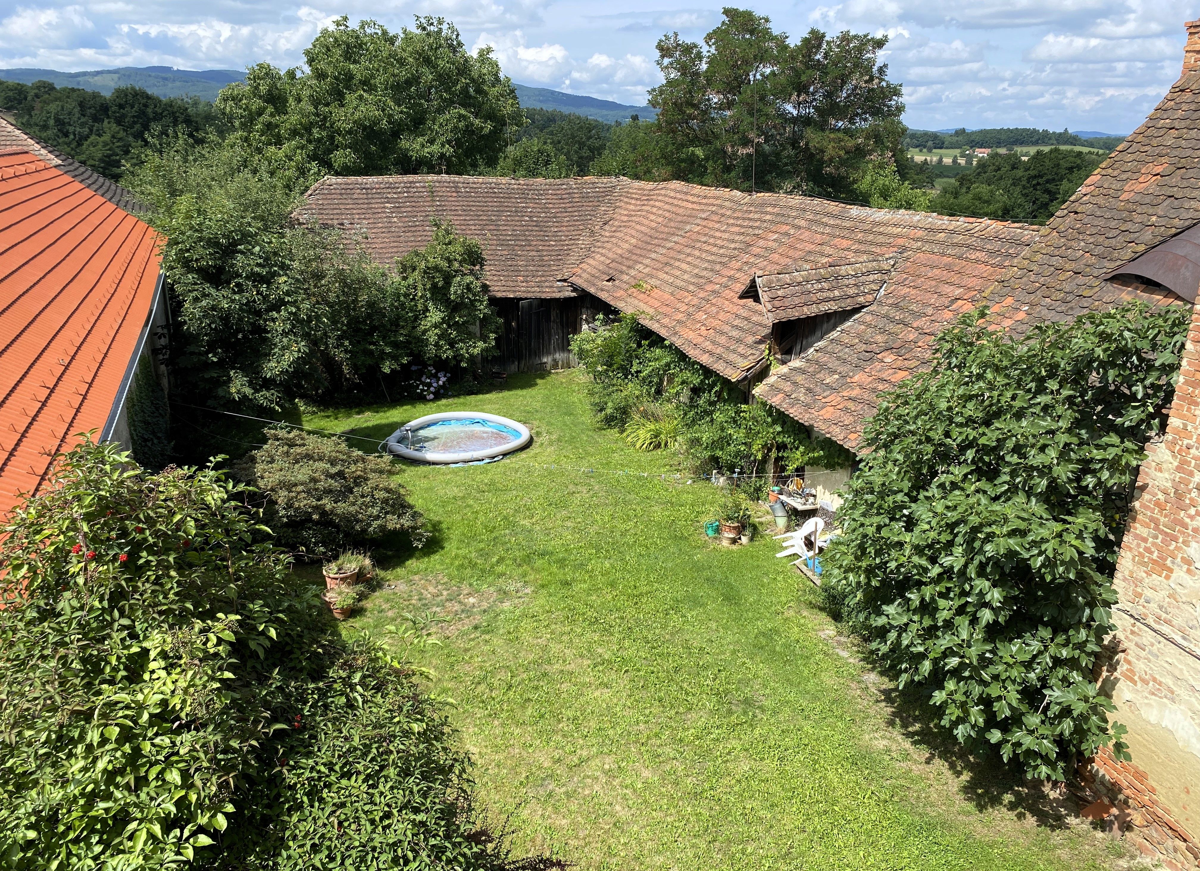 zemědělská usedlost 450 m²