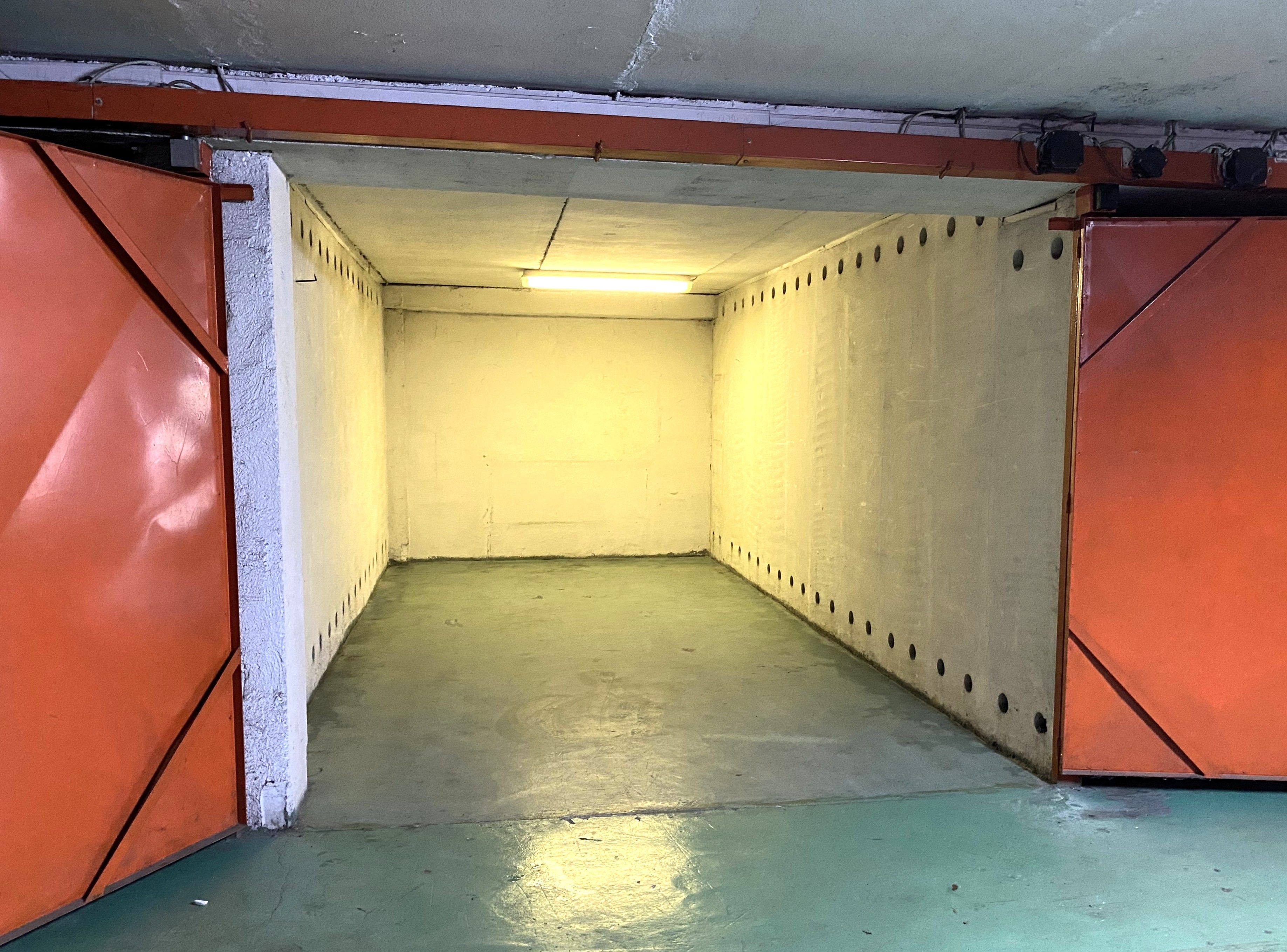 17 m²