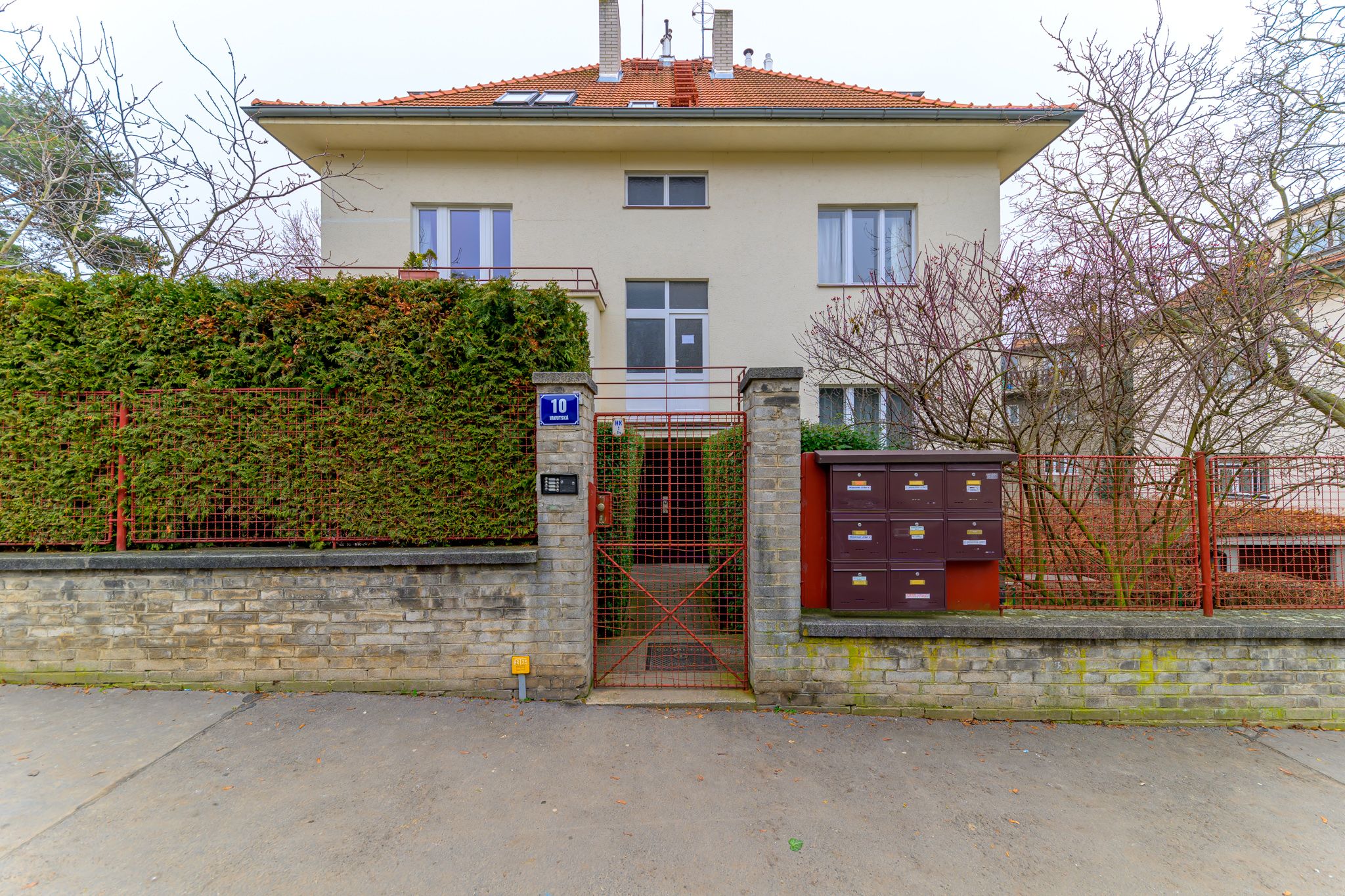 Image 12