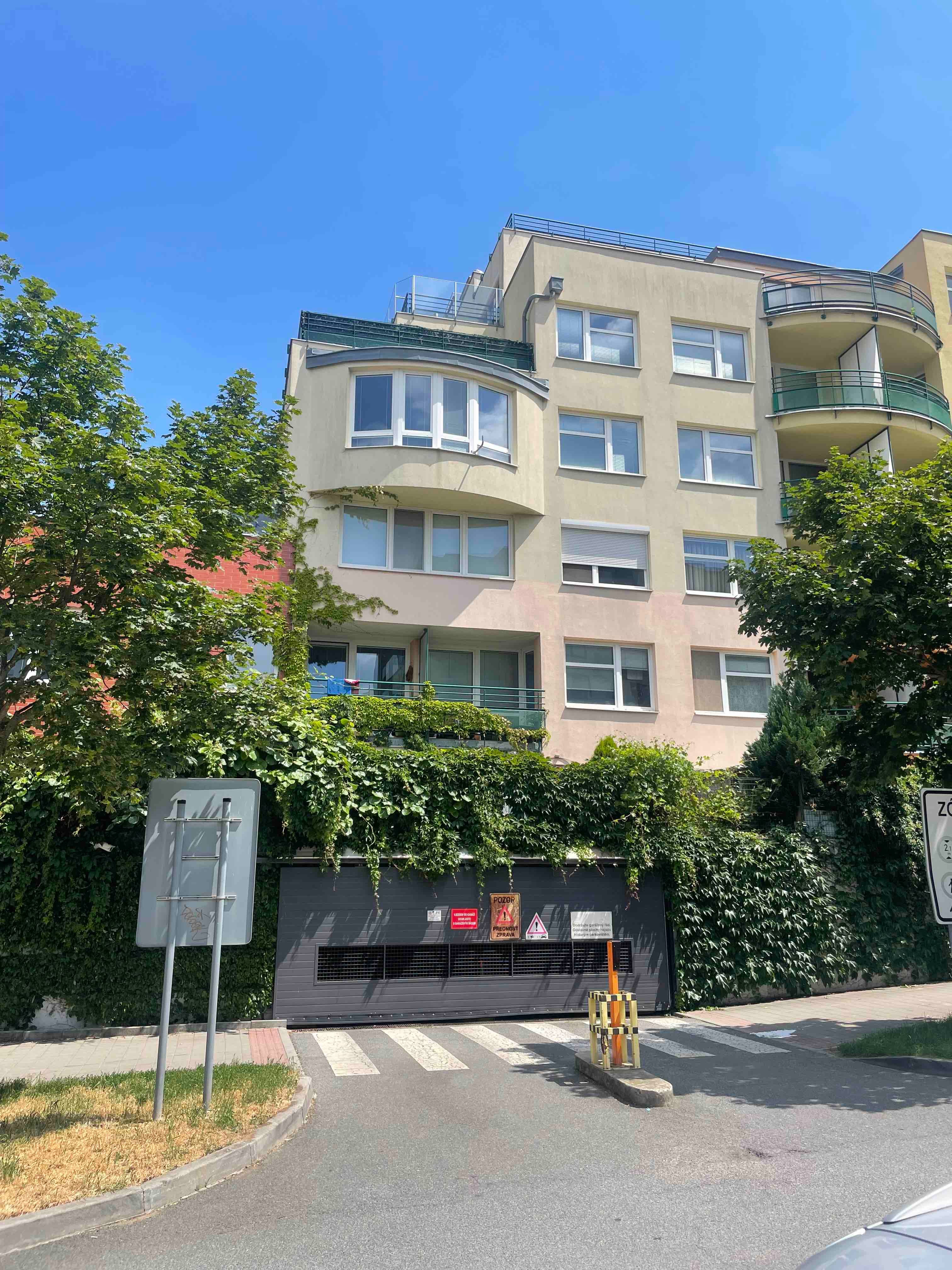 byt 4+kk 159 m²