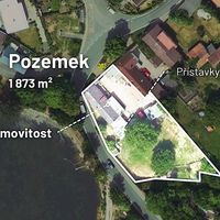 pozemek 1 873 m²