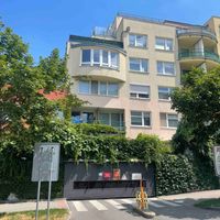 byt 4+kk 159 m²