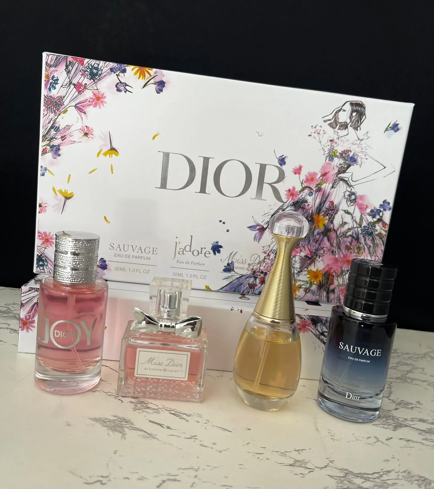 Set Perfume 10 X $4,000 🔥