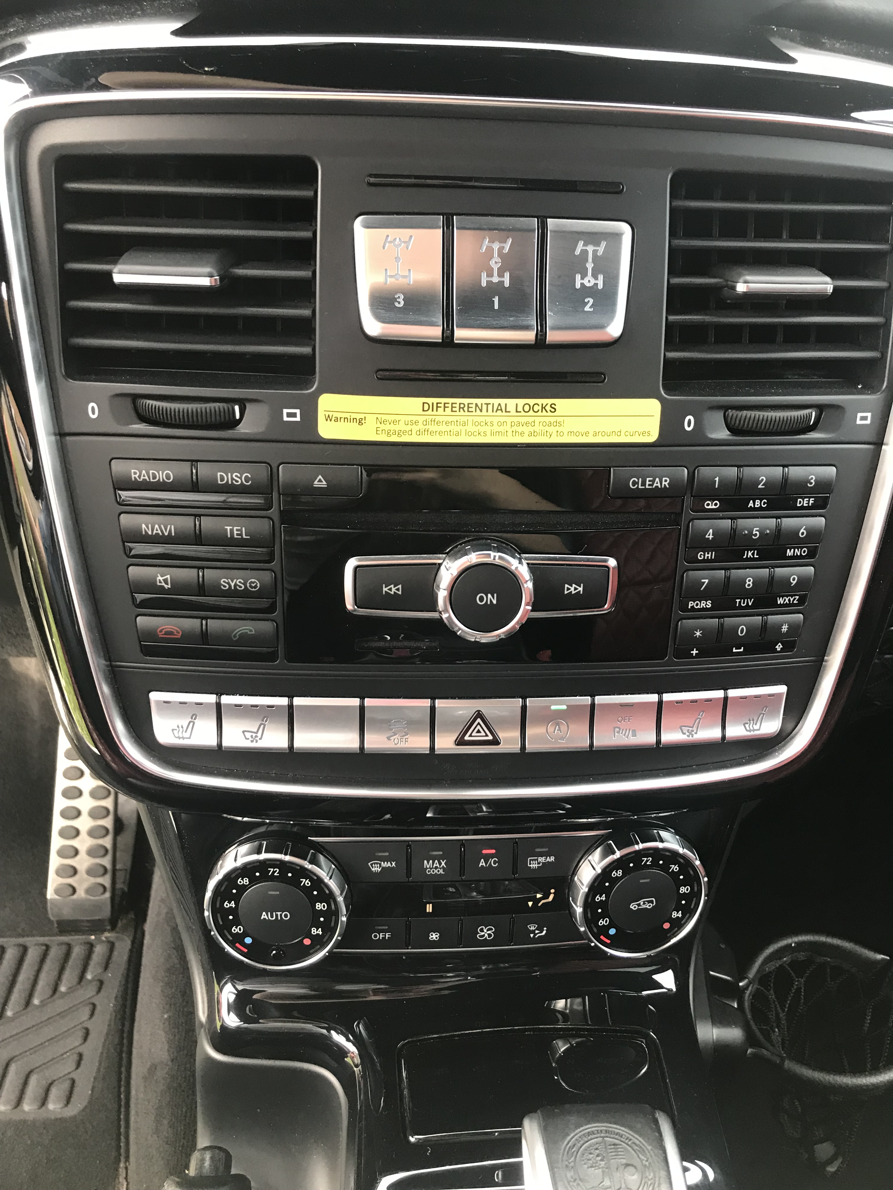 car-dealer-33