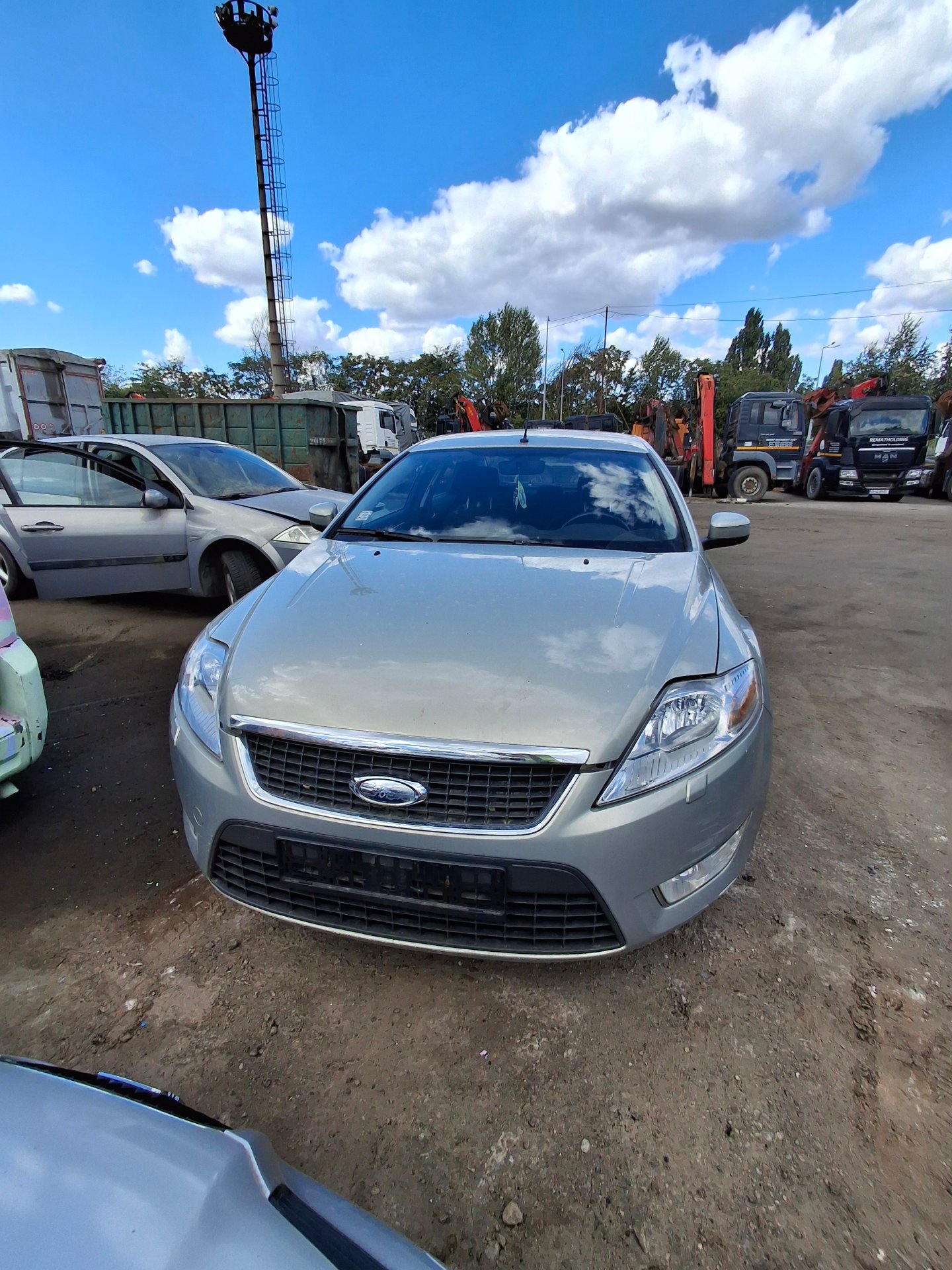 FORD MONDEO