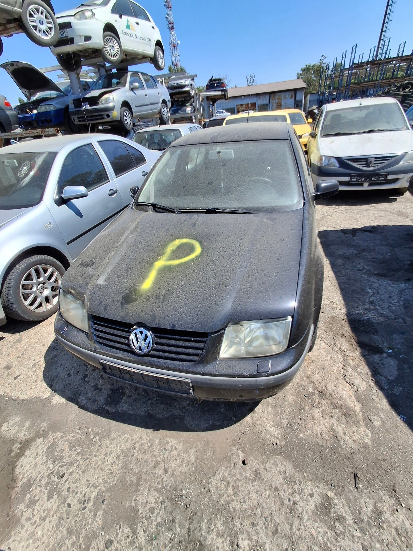 VOLKSWAGEN BORA