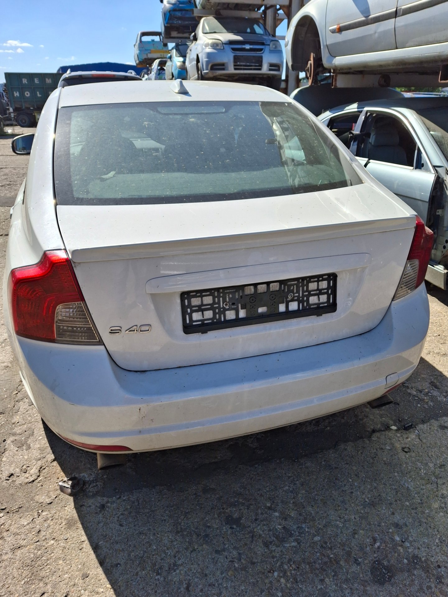 VOLVO S40
