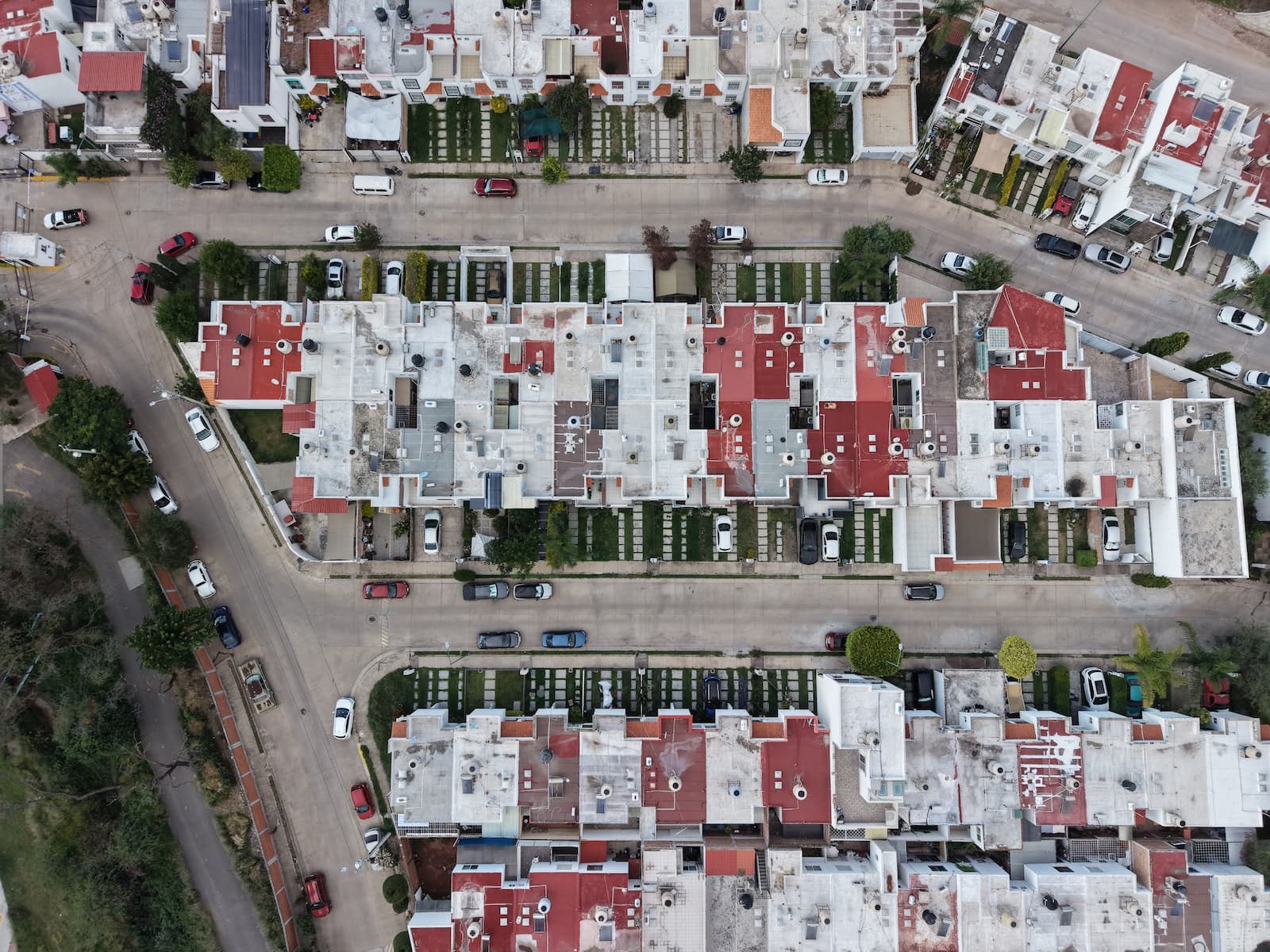 Tengo capital para invertir en una propiedad: ¿Me conviene comprar un remate inmobiliario?