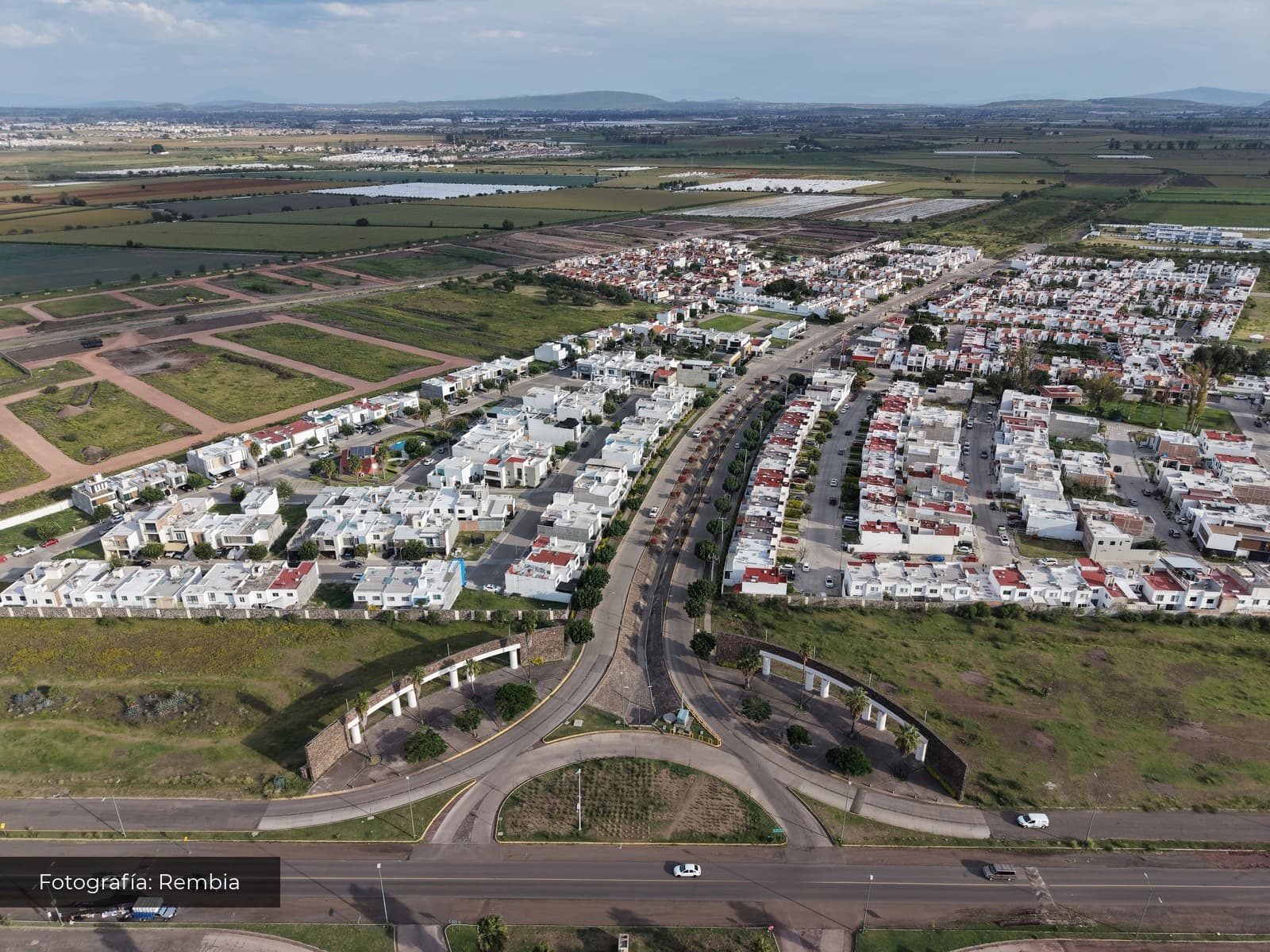 La vivienda gana inversión mientras la obra no residencial frena en julio