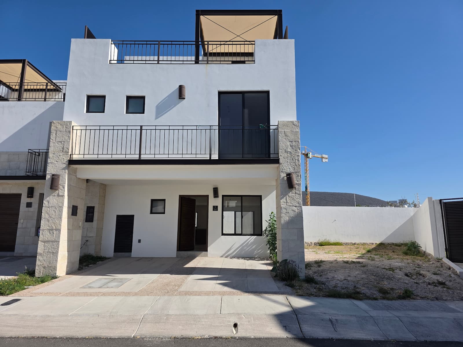 Casa en remate en FRACC. EL REFUGIO queretaro queretaro | Rembia