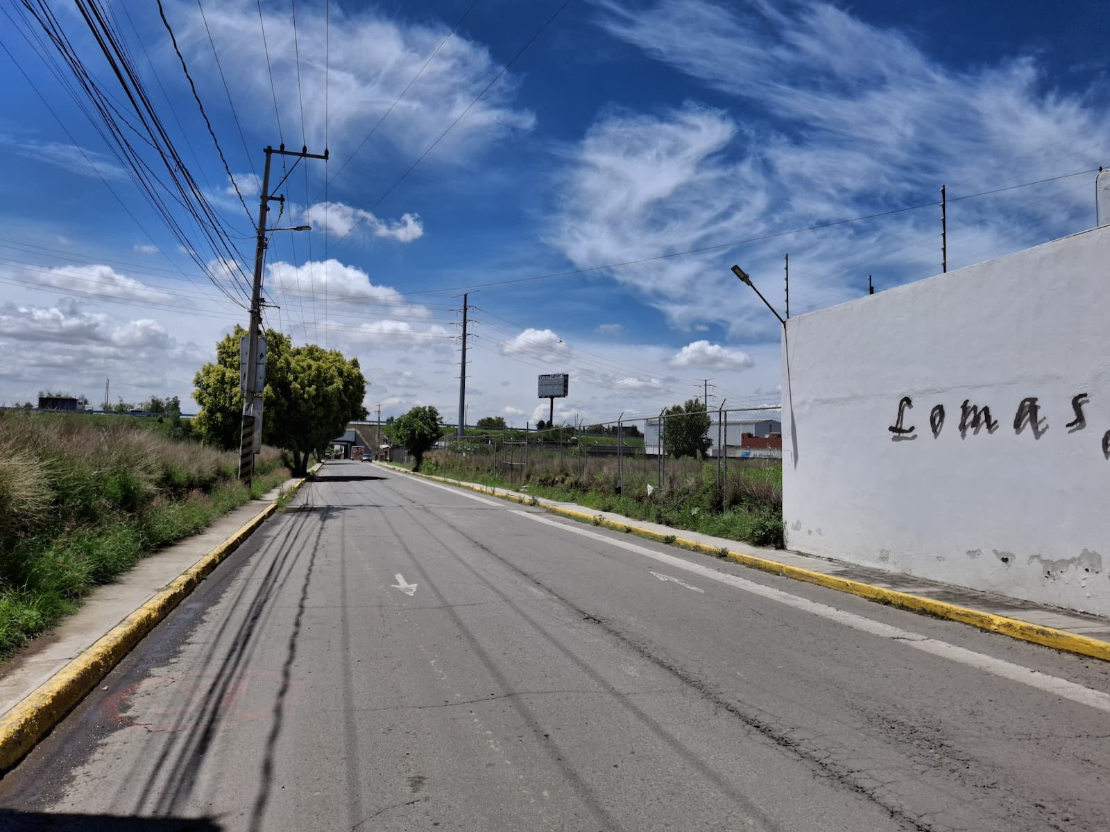 LOMAS DE TARANGO miniatura 4