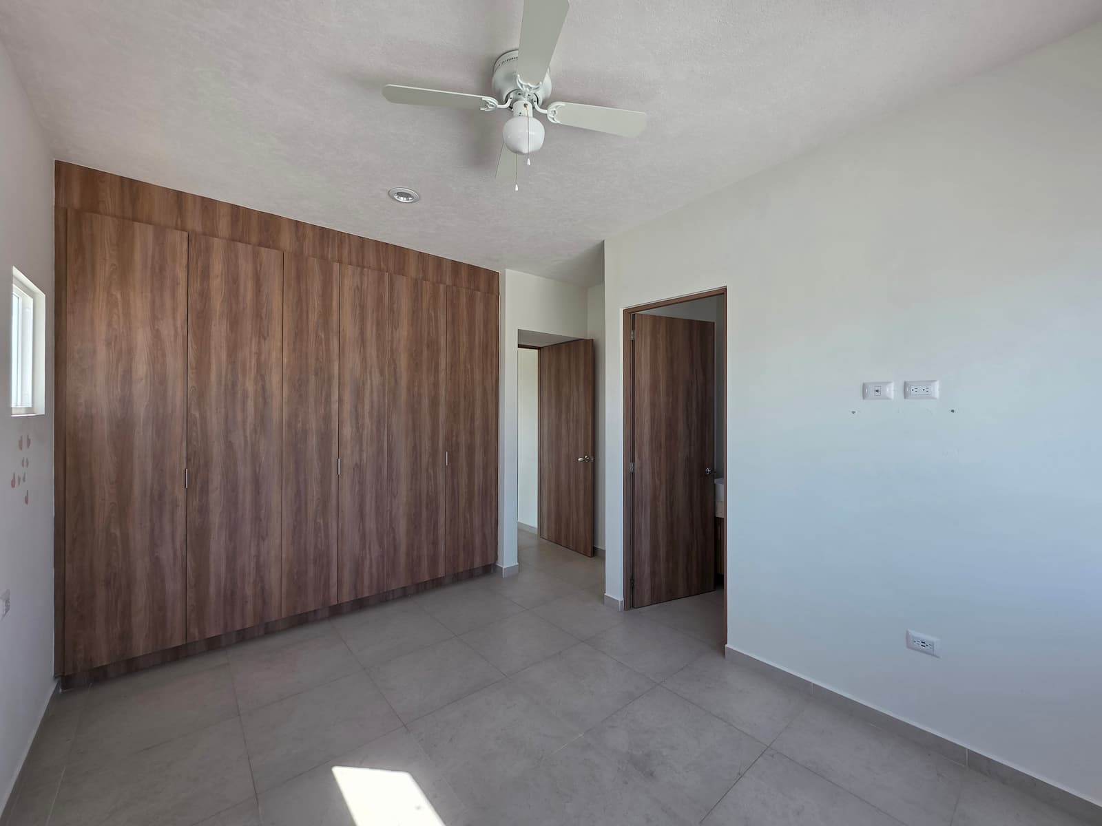 RESIDENCIAL LA VISTA miniatura 4