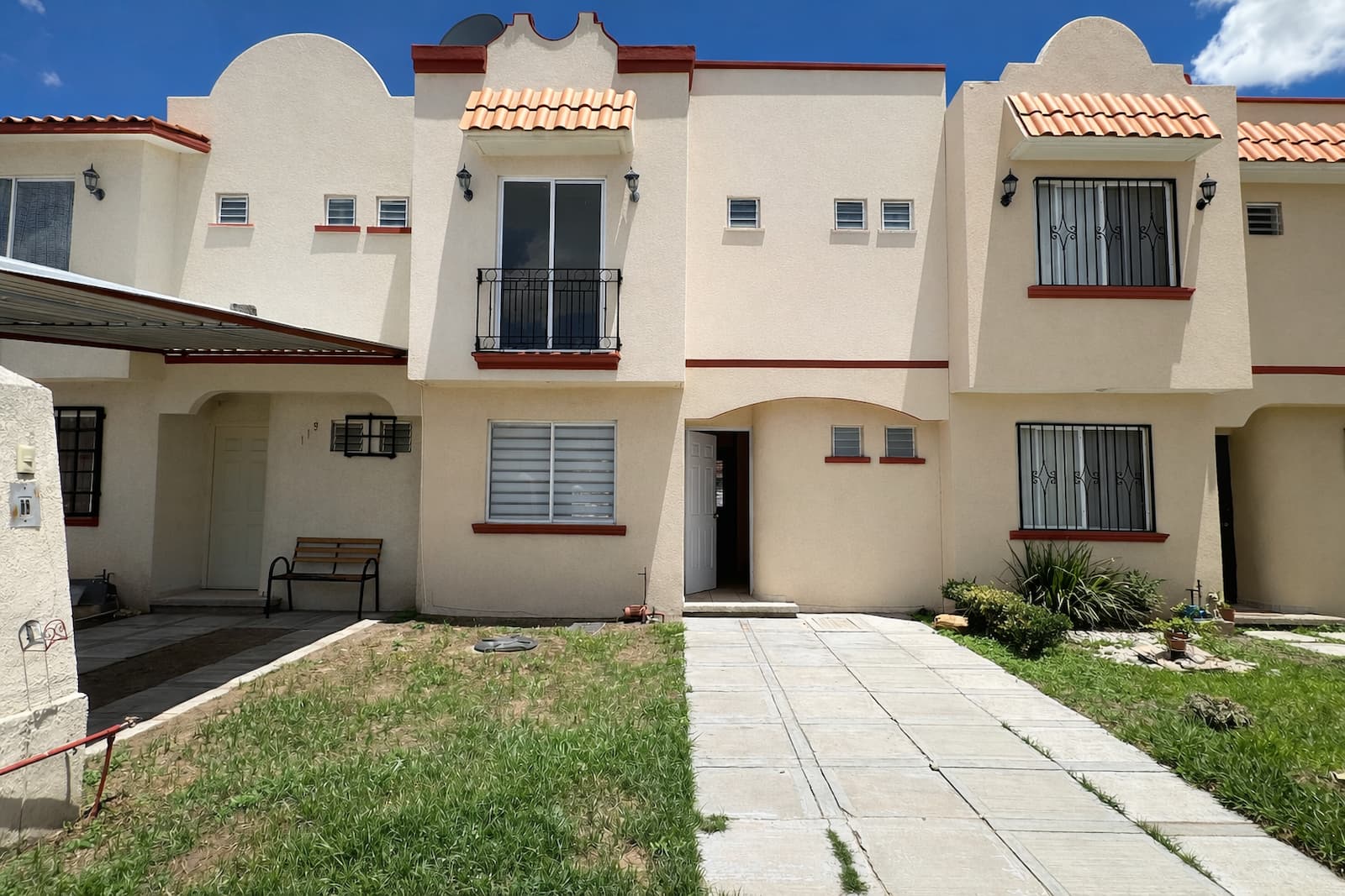Casa en remate en Hacienda las Flores irapuato guanajuato | Rembia