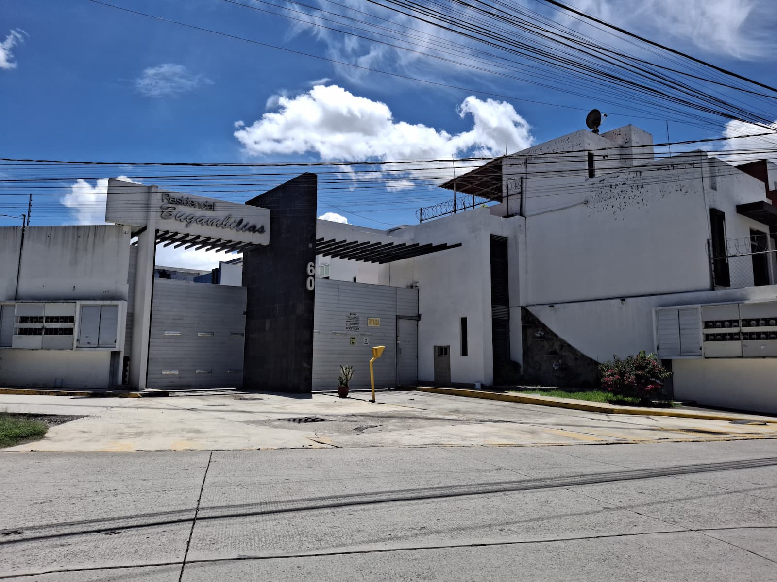 Casa en remate en FRACC. BUGAMBILIAS cuautlancingo puebla | Rembia
