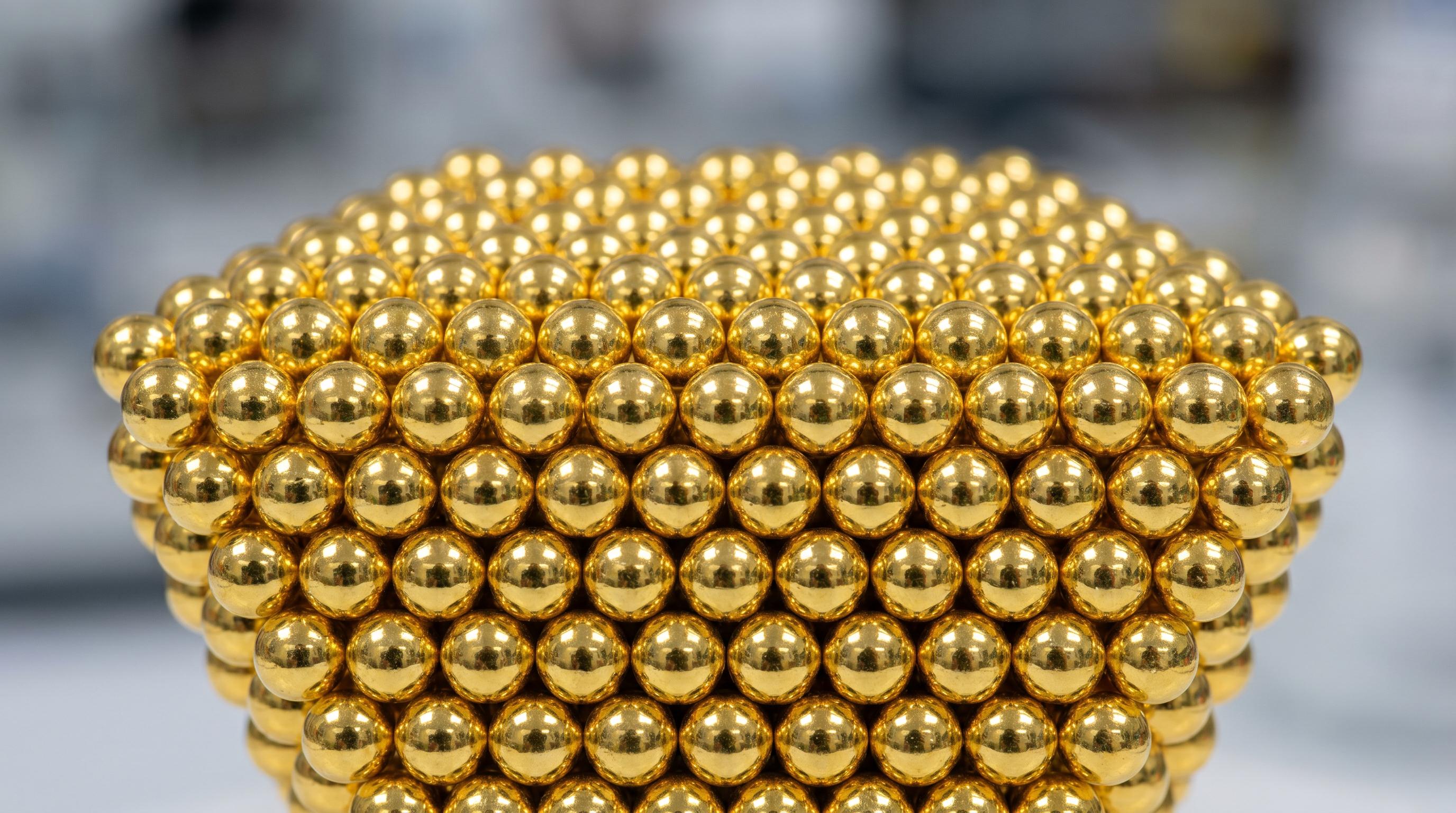 The Invisible Architecture of Power: Next-Gen Batteries — scene 3