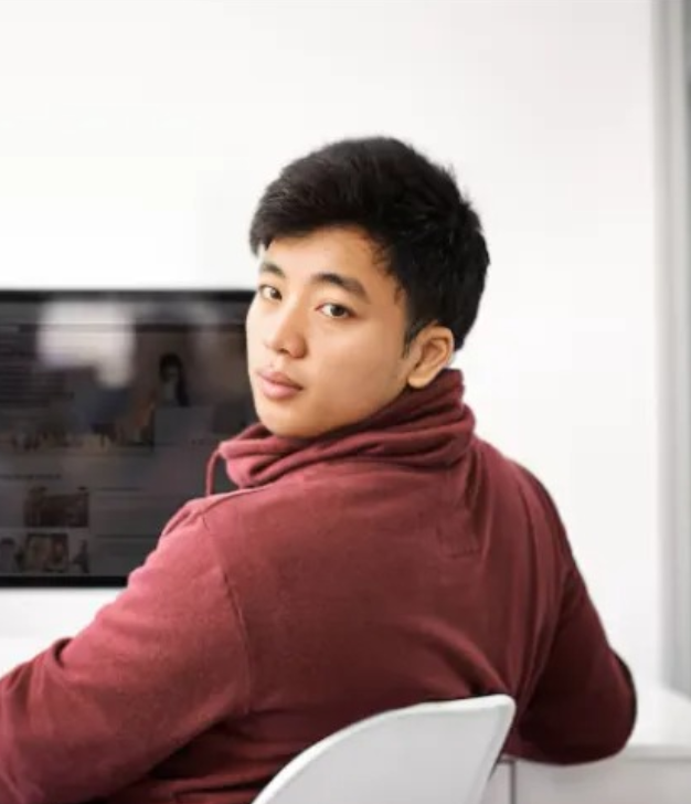 Yang Liu