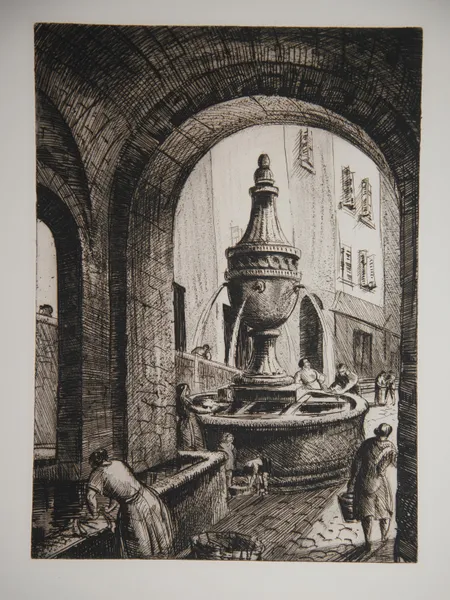 La fontaine sous l'arcade