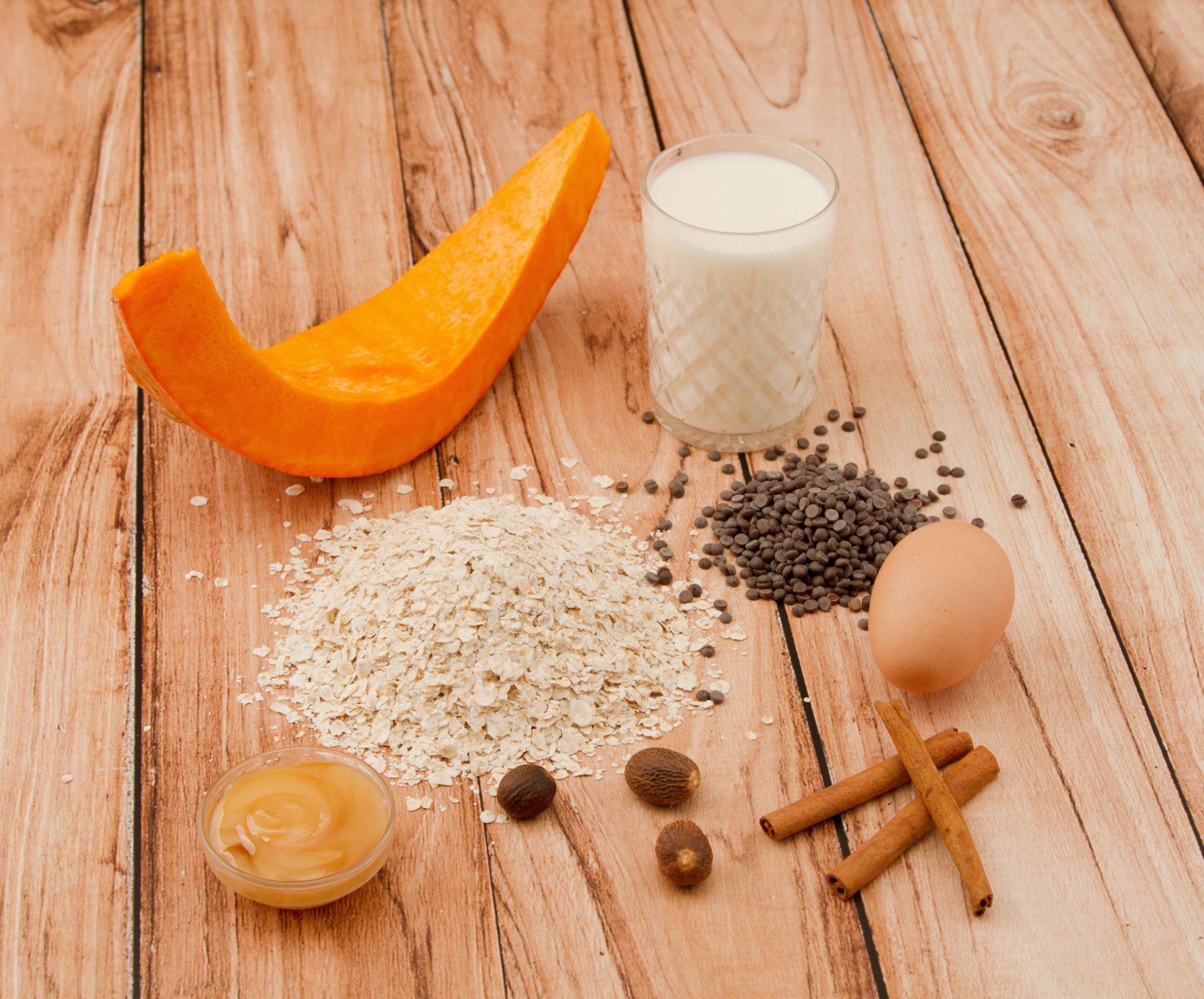 Healthy ingredients like pumpkin, oats, milk, and egg known for supporting bone health. Such foods are often recommended after fractures to aid faster recovery.