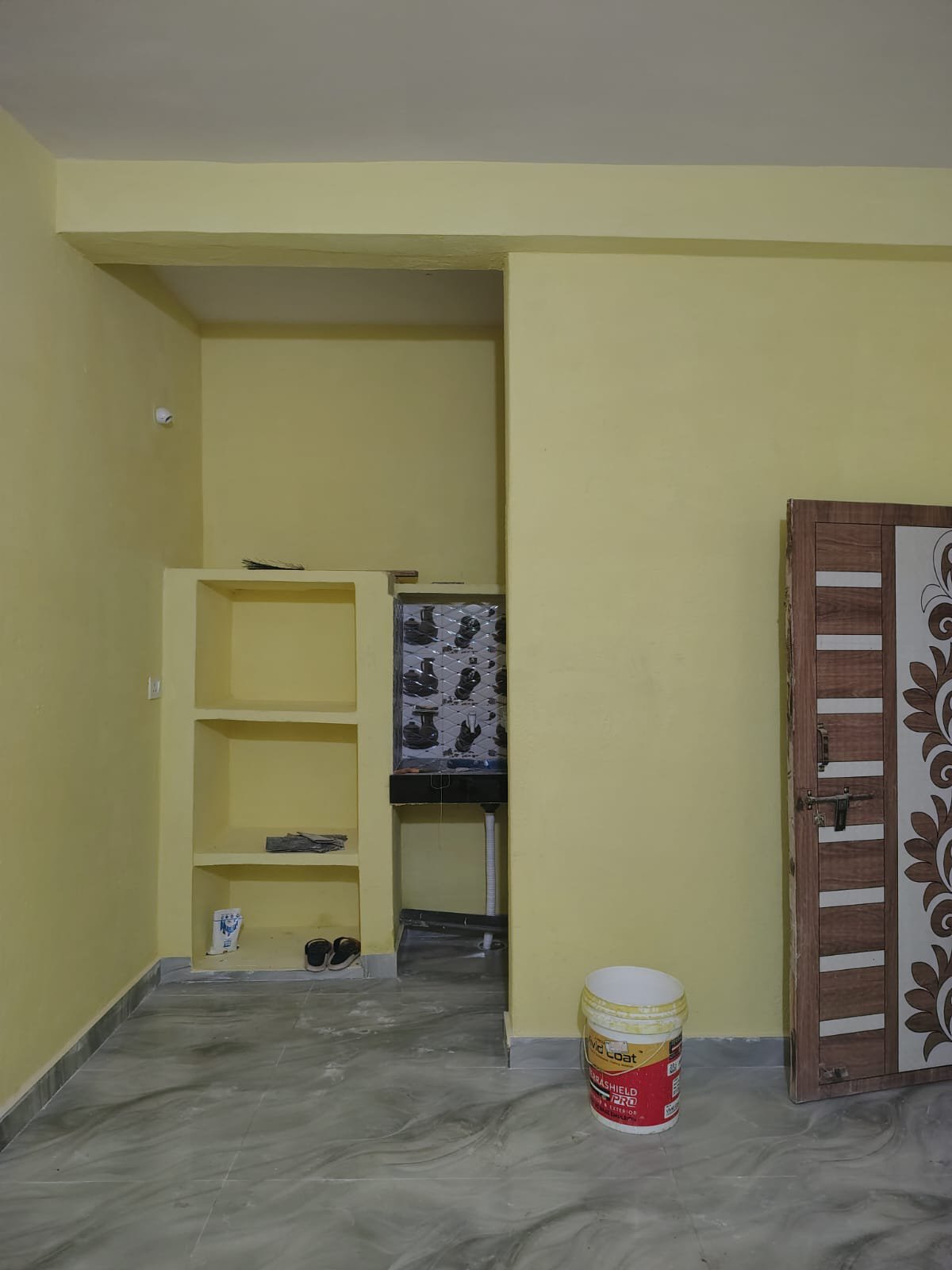 1BHK Unfurnished Flat for rent in Location set — photo 1