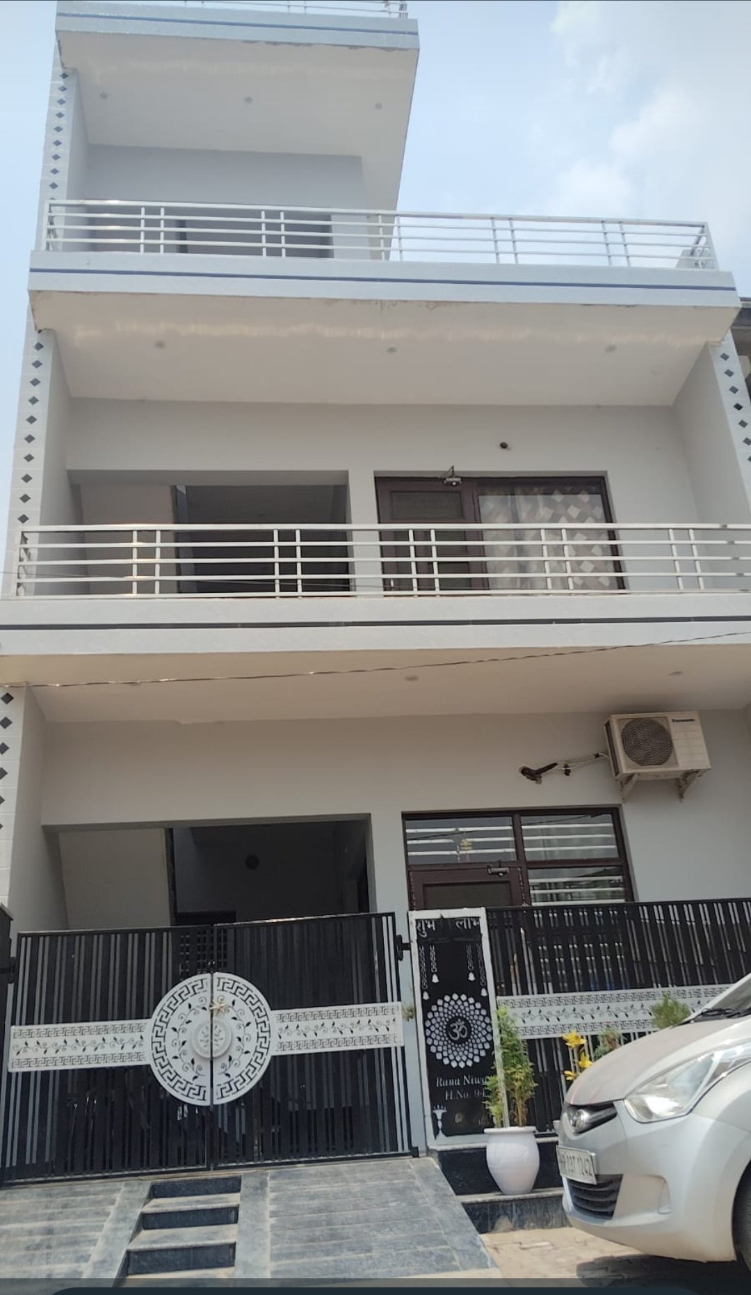 Charming 2BHK Semi-Furnished House for Rent in Alaknanda Eden Estate