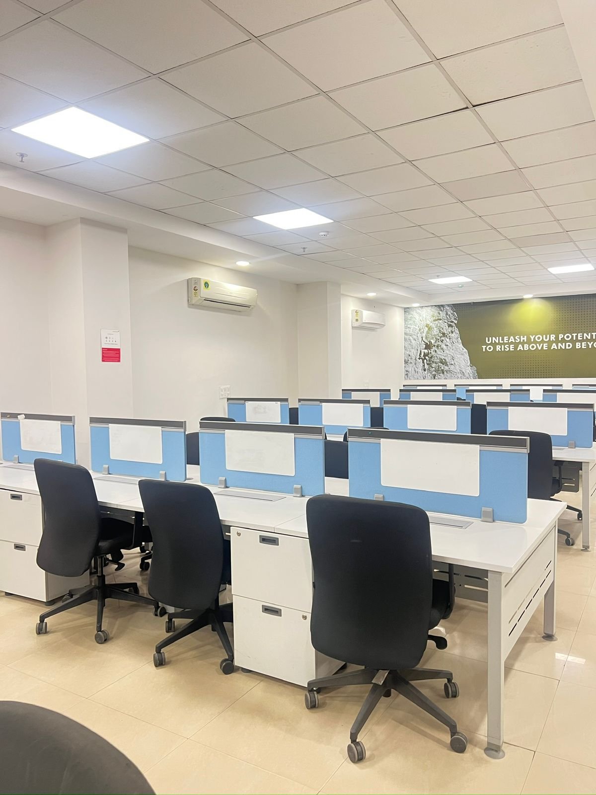 Spacious 2500 sq ft Fully Furnished Office Space for Rent