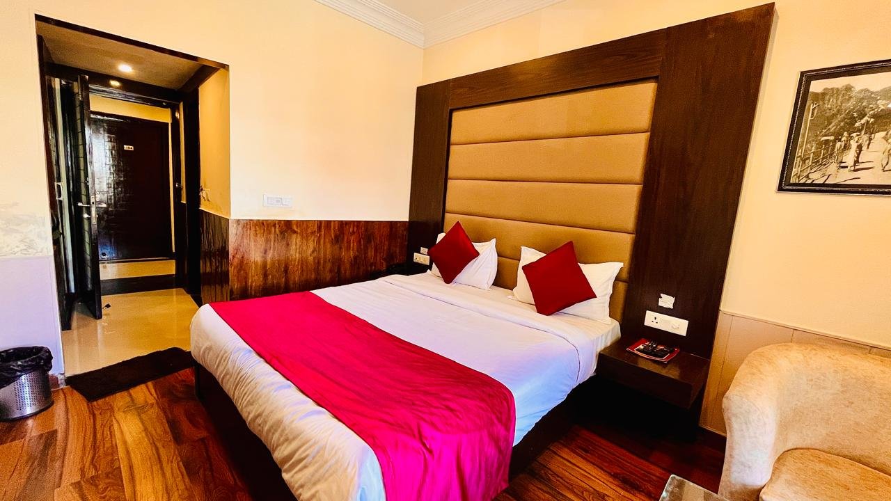 1RK Furnished Room for rent in Location set — photo 1