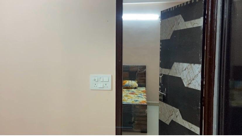 1BHK Semi-furnished Flat for rent — photo 1